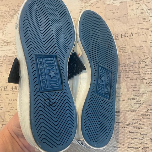 🆕Converse Deadstock Vintage Shoes Canvas Lace Up Size 5 NWT - Picture 10 of 11